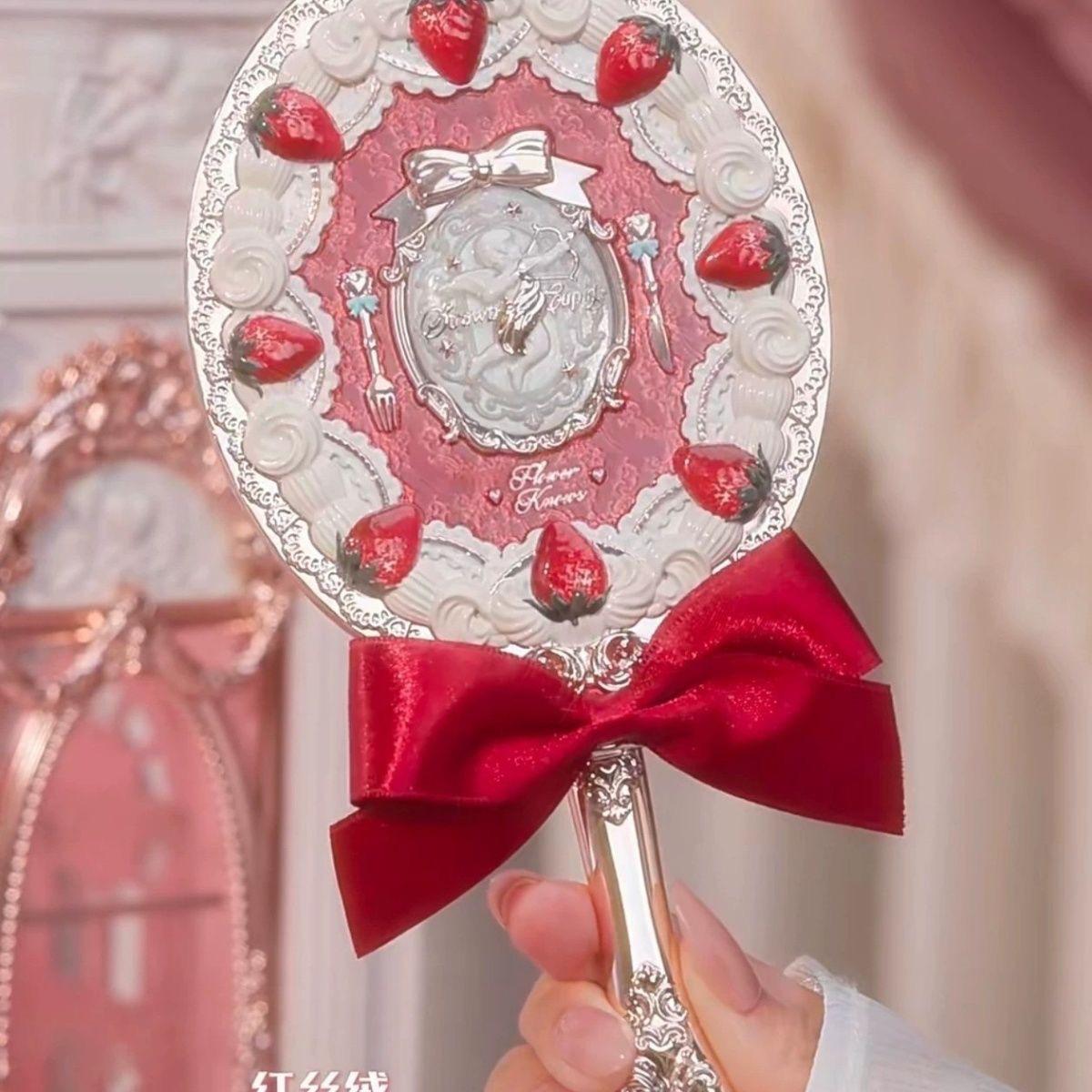 Flower Knows Клубничная Коллекция Cupid Зеркало для Макияжа Сладкая Принцесса Девочка Стиль Ручное Портативное Дорожное Зеркало для Красоты