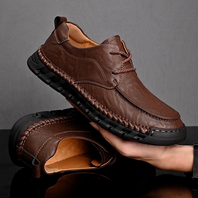 

Casual leather shoes men s 2025 new soft-soled hand-stitched versatile lace-up men s shoes business dress breathable dad shoes 38 коричневий