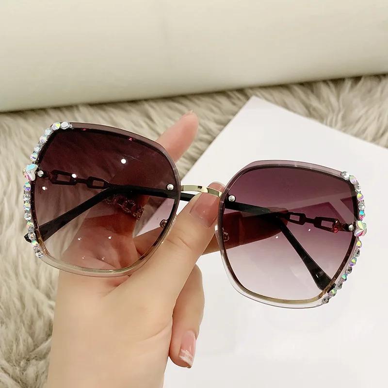 Rhinestone Decor Rimless Sunglasses for Women  Casual vintage Gradient Glasses for Summer Beach Party UV400