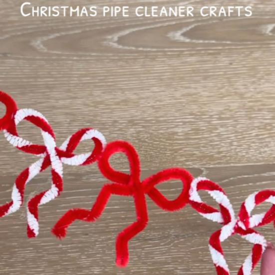 100 Pcs Christmas Pipe Cleaners 50 Red White Striped And 50 Red Thick Fluffy Chenille Stems for DIY Arts Crafts Christmas Decoration