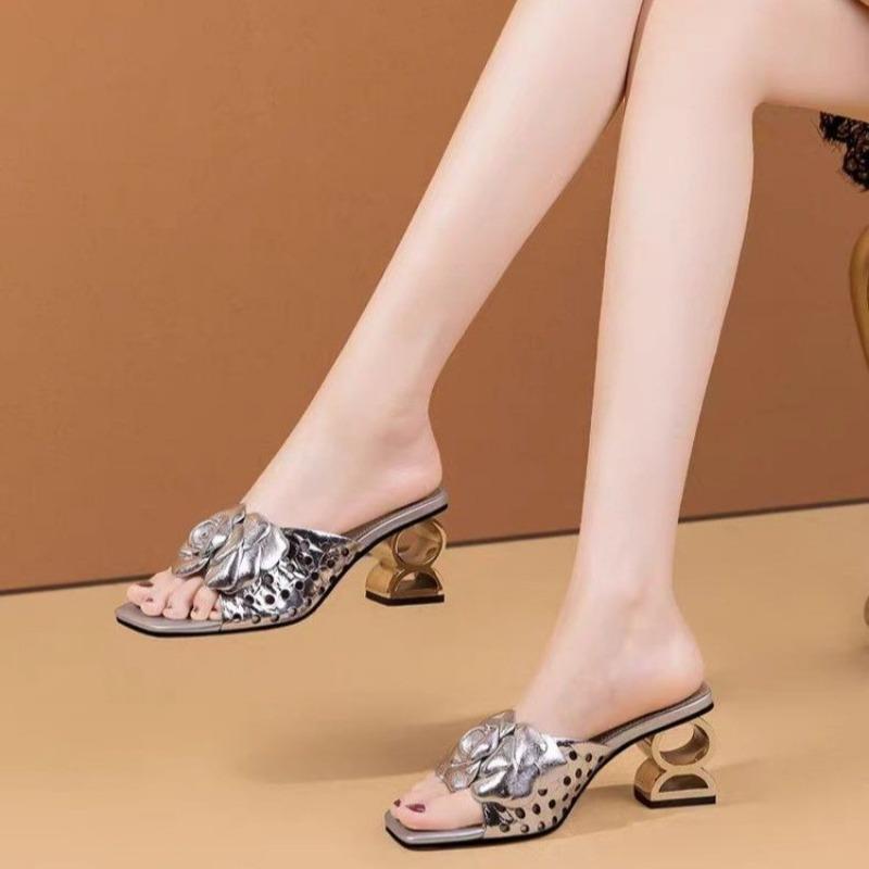 Fashion Flower Hollowed-out Flip-flops for Women, High Heels, One-shoulder, Thick-heeled Semi-flip-flops, Summer New Fish-mouth Sandals