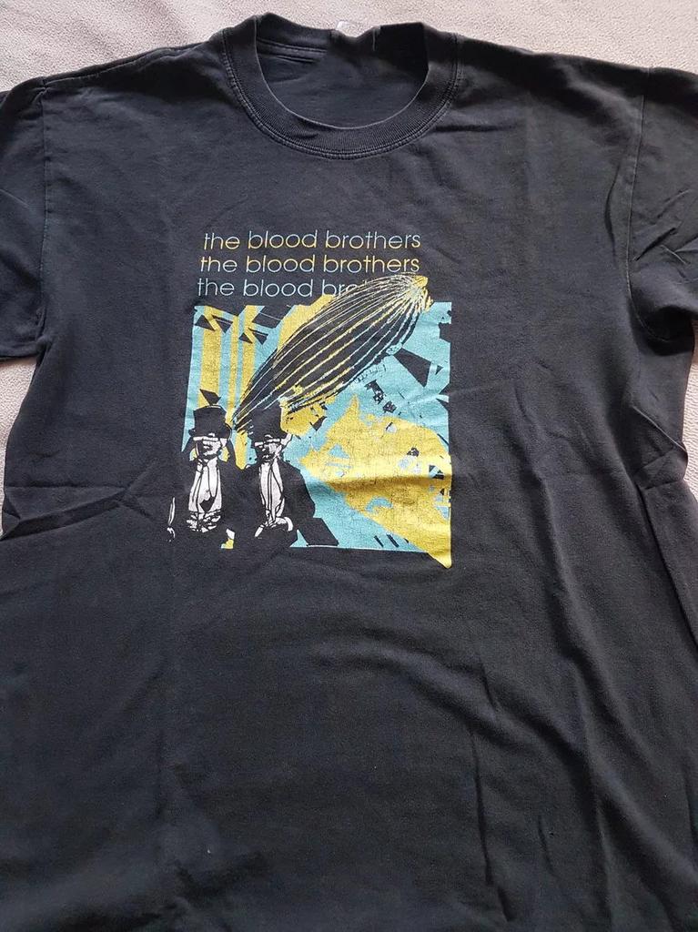 The Blood Brothers Geschenk für Fans Schwarzes T-Shirt Baumwolle Alle Größen