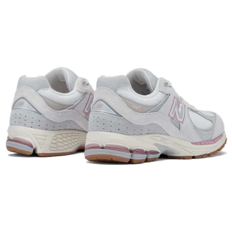 Bandier x New Balance 2002R Sea Salt Reflection Unisex Sneakers Grijs Brighton-Grijs M2002RPM