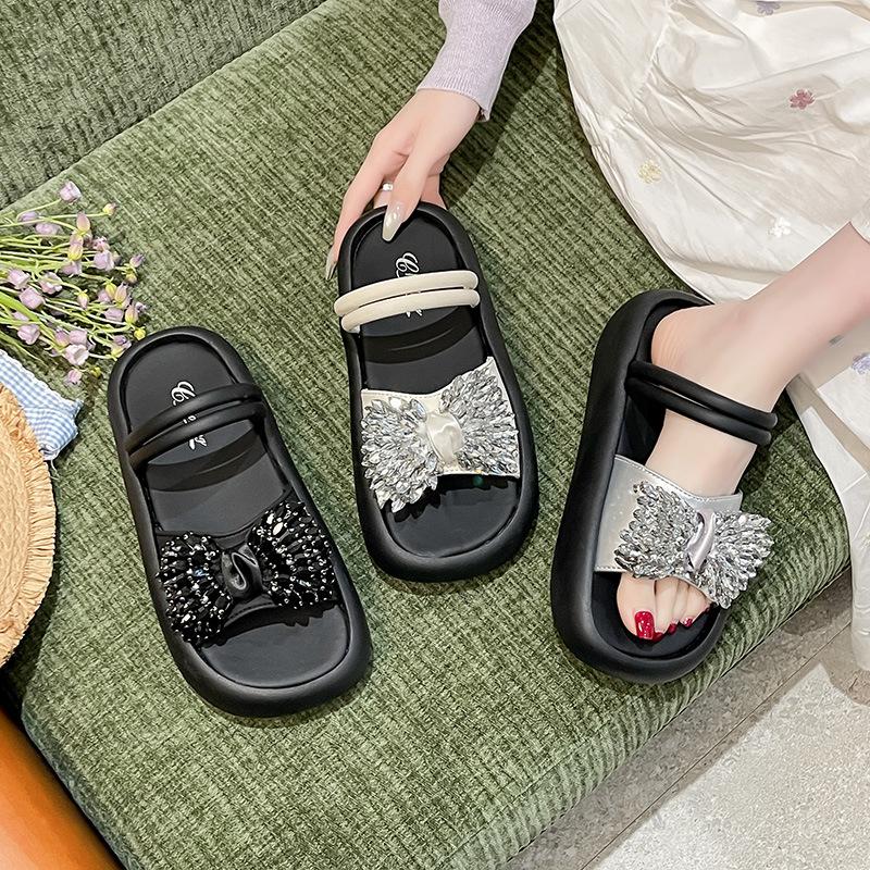 Beautiful rhinestone cool slippers for women's summer wear 2025 new thick-soled heightening French style with skirt open-toed sandals
