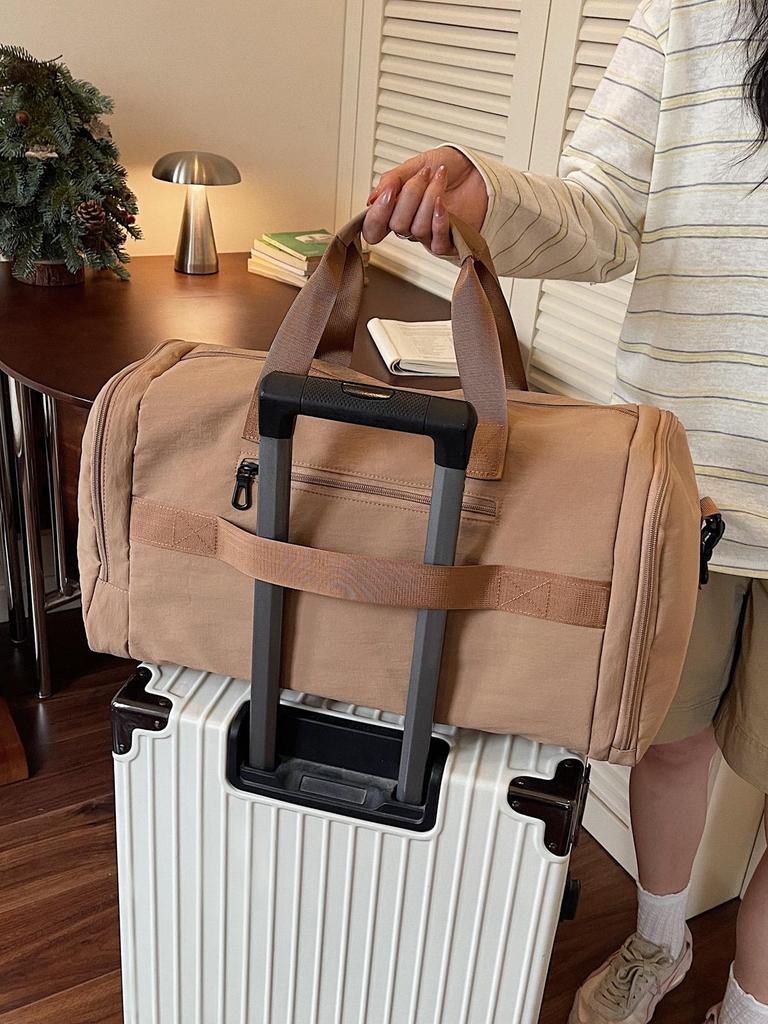 Color-Block Large-Capacity Travel Shoulder Bag with Wet/Dry Separation - Ideal for Short Trips and Sports