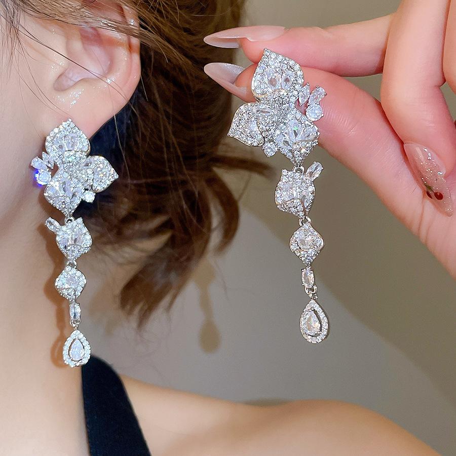 European and American geometric color flower zircon fringed earrings, stud earrings, exquisite luxury earrings, women