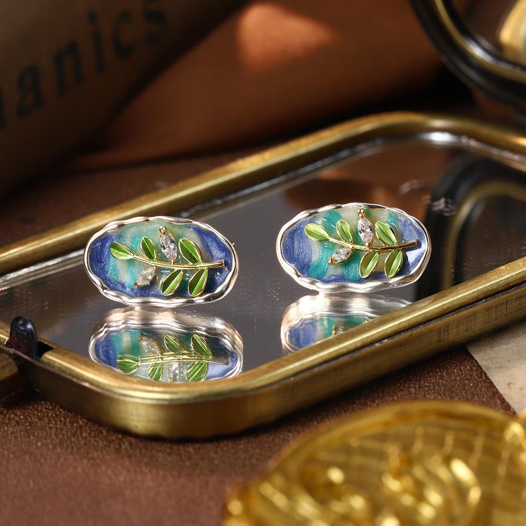 New Chinese Flower Earrings New Xia Baroque Pearl Oil Painting Series Love Enamel Stud Earrings High-end Earrings Women