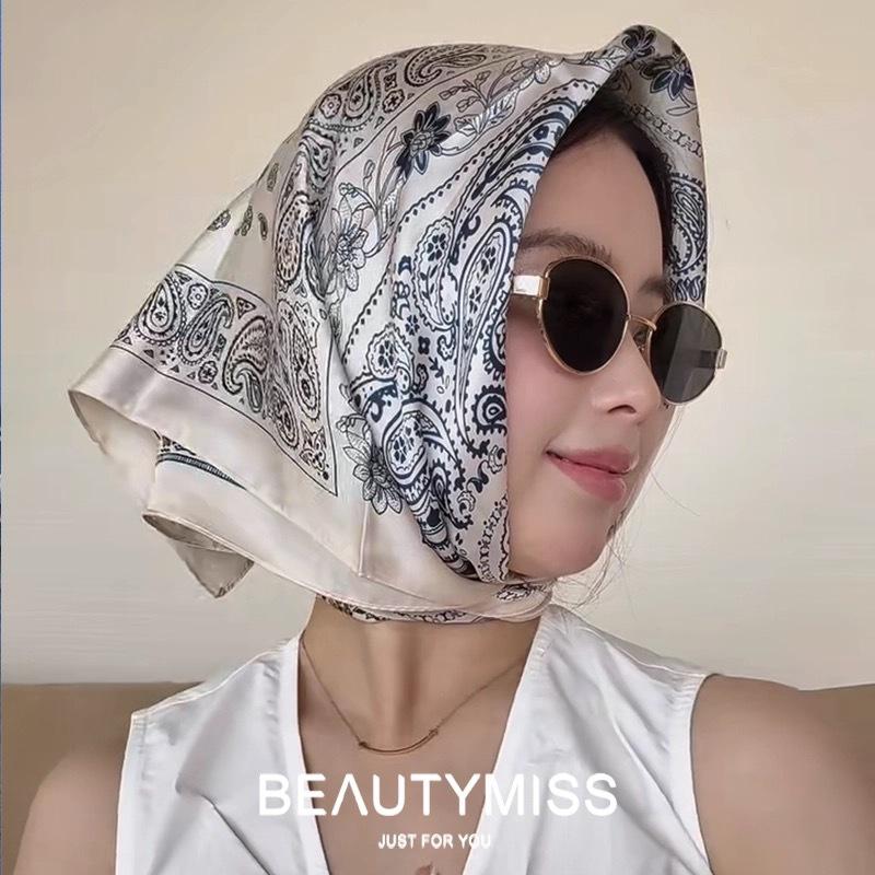Small square scarf female French ethnic style retro versatile summer sunscreen silk scarf ins seaside beach sunshade shawl headscarf