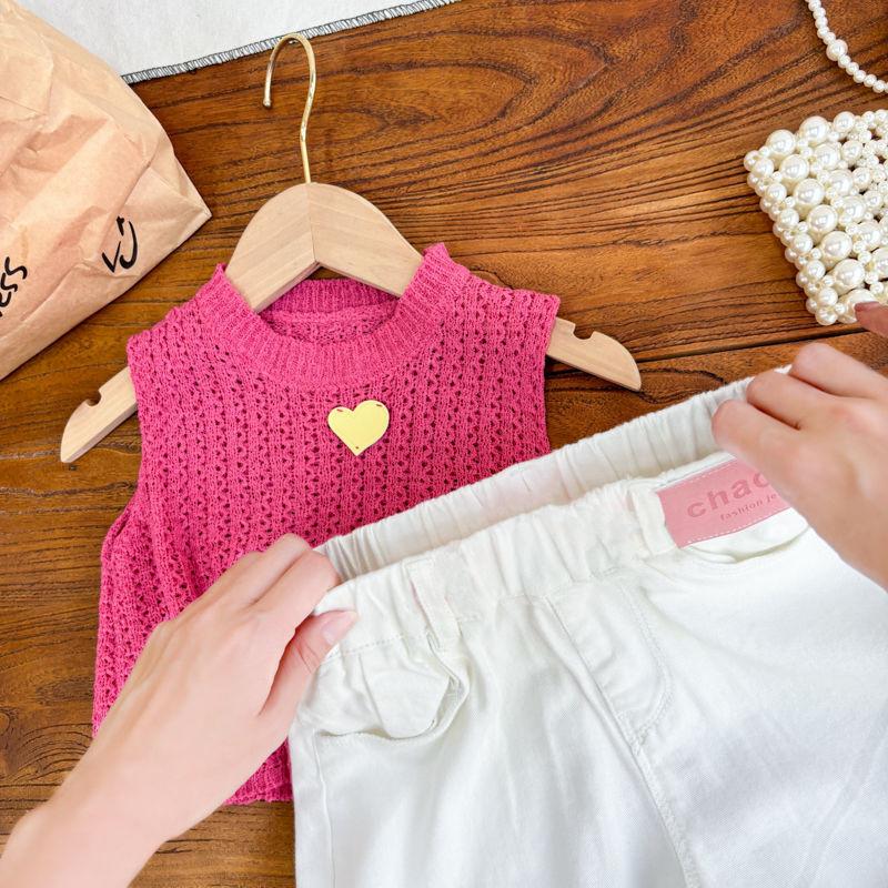 Fashionable 2024 Summer Girls Knit Ensemble With Elegant Dragon Fruit Top And Shorts