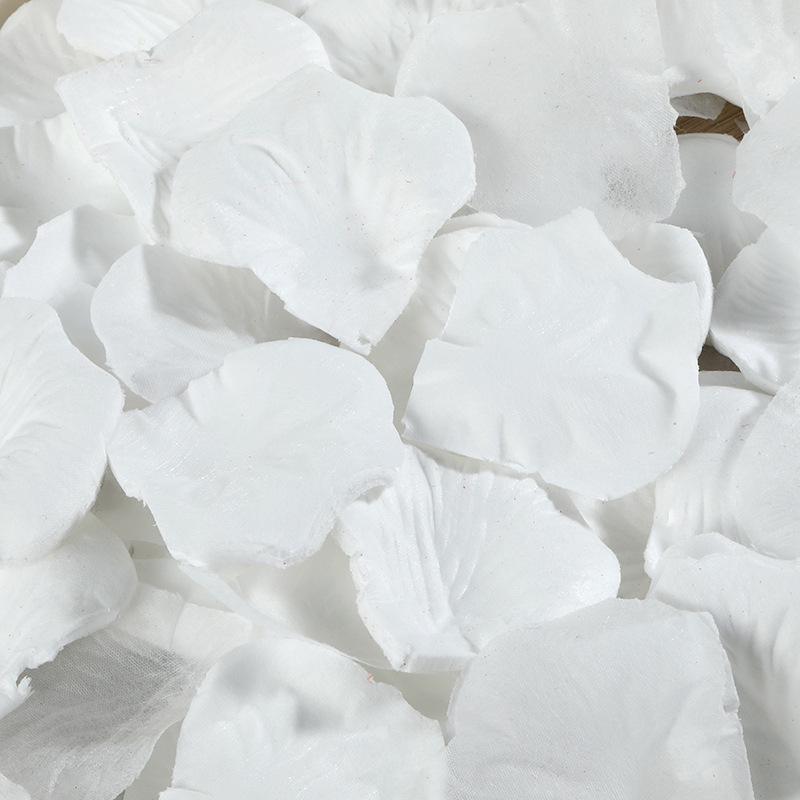 Non-Woven Artificial Rose Petals for Wedding Decorations and Hand-Thrown Arrangements