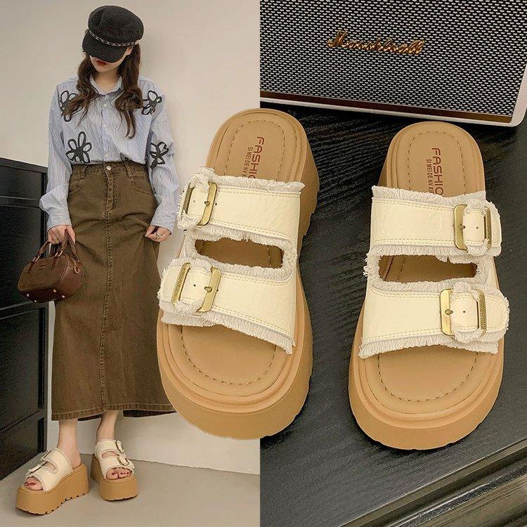 Thick-soled heightened skirt is beautiful, high-end wedge shoes, new thick-soled sandals for women's summer wear