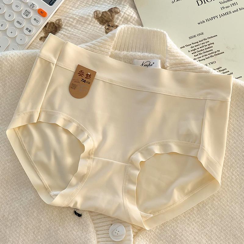 

7A Antibacterial Women s Seamless Mid-Rise Ice Silk Mulberry Panties, Breathable Crotch Wrap, Hip Triangle Design. XL for 120-150 jins