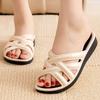 The New Fashionable Women's Slippers Are Versatile Wear Thick-soled Slope-heeled Height-increasing Anti-slip and Wear-resistant Flip-flops
