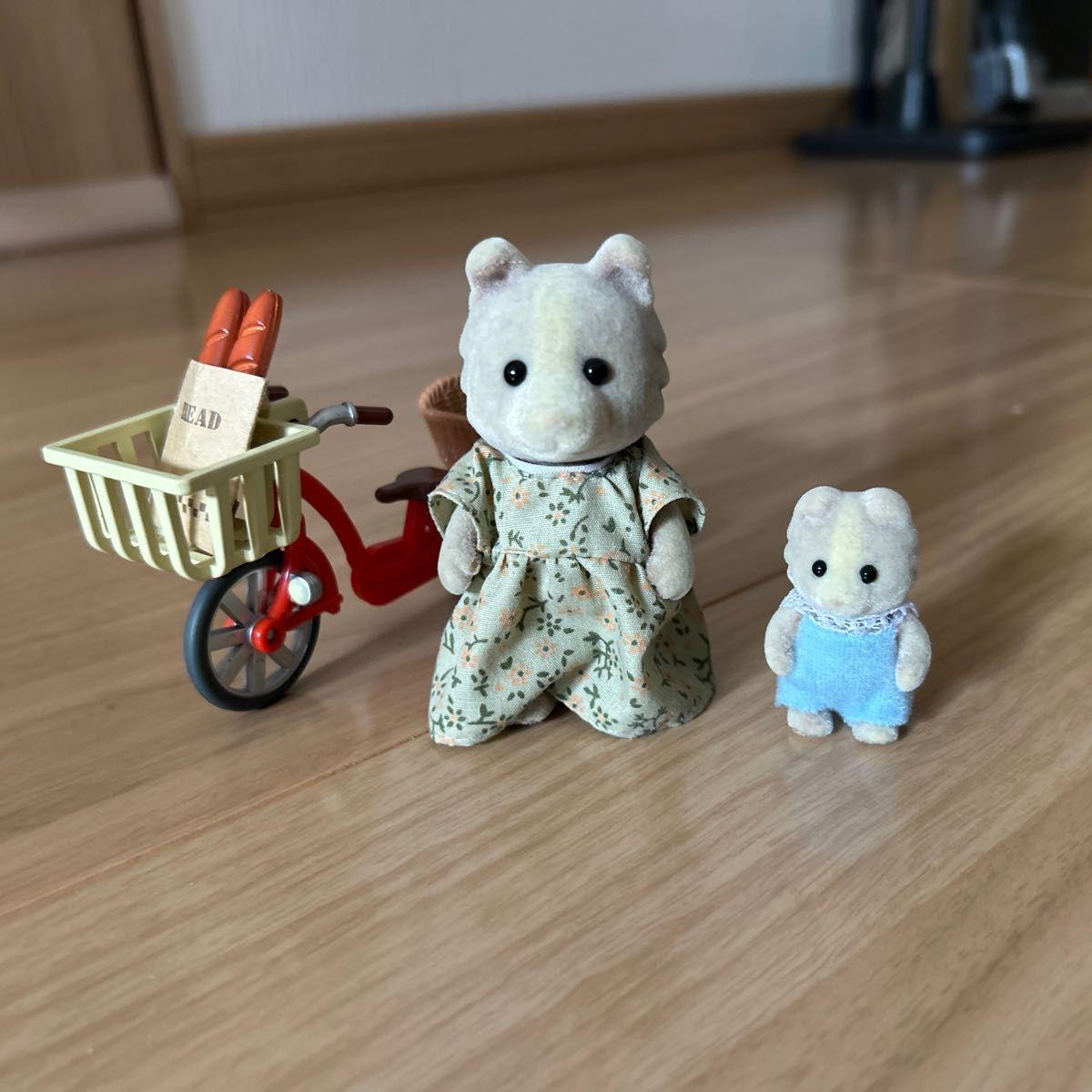 Used Sylvanian Families Maron dog parent and child mother baby