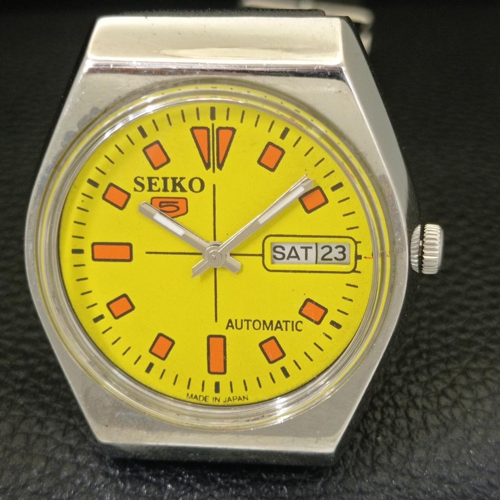 JAPAN 6309A VINTAGE SEIKO 5 AUTOMATIC MENS YELLOW COLOR DIAL WATCH A702739-1
