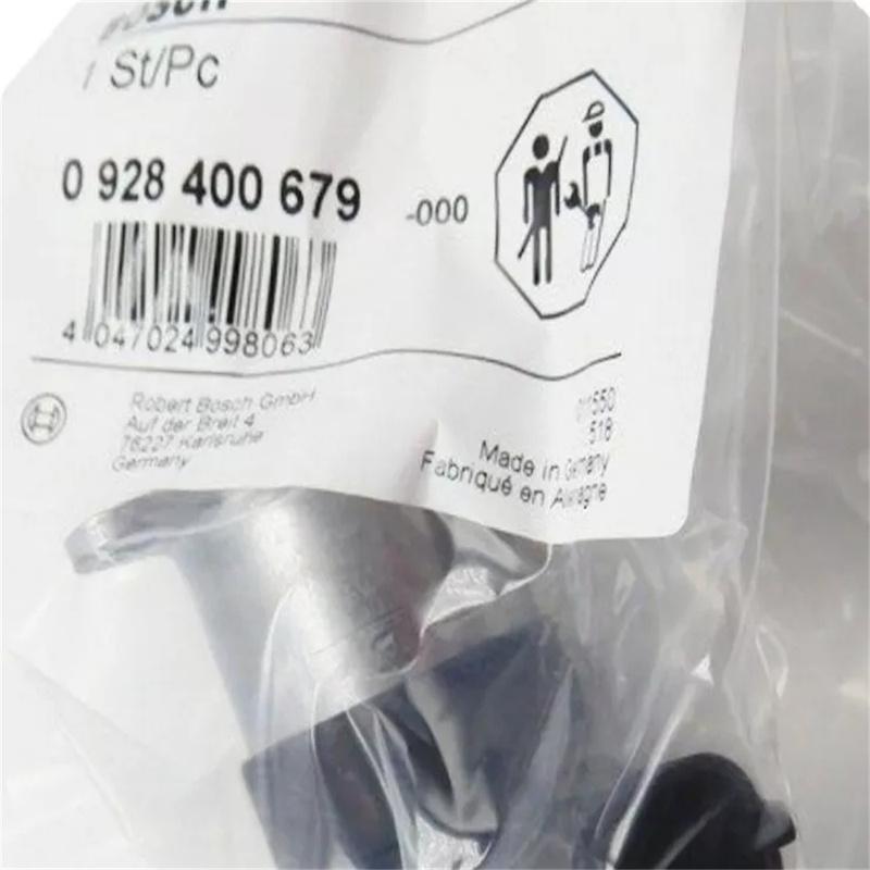 Fuel Pressure Pump Regulator Metering Control Valve OEM 0928400679 For Nissan
