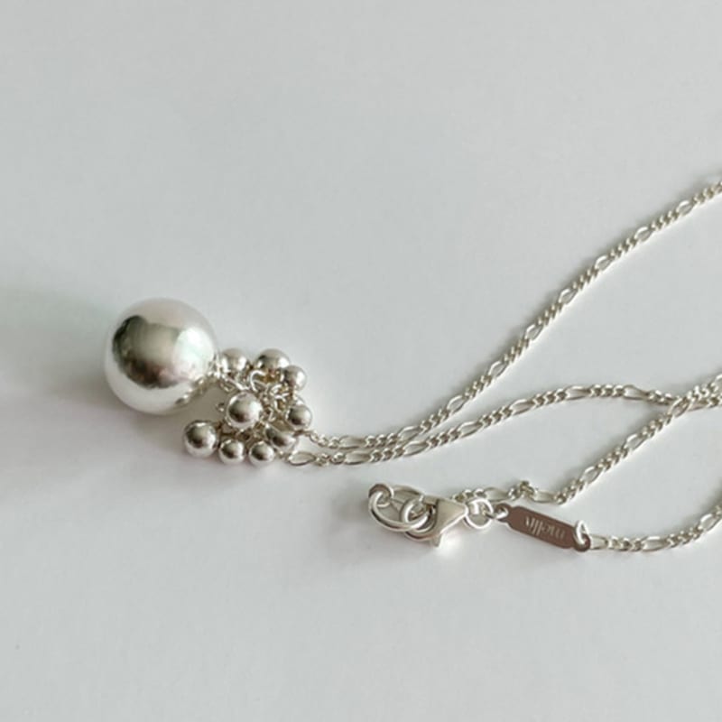 Melliv Silver Ball Long Necklace_mvn63