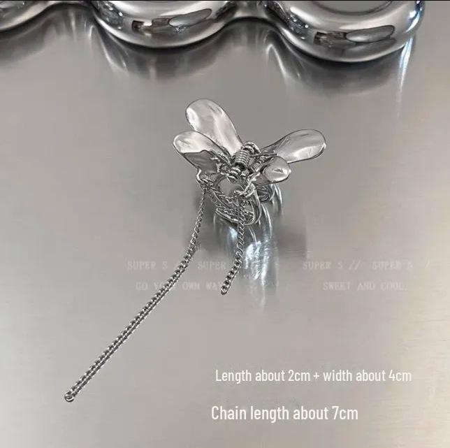 Clips de păr metalic elegant cu formă de rechin: Accesoriu de păr elegant, de înaltă calitate, pentru femei