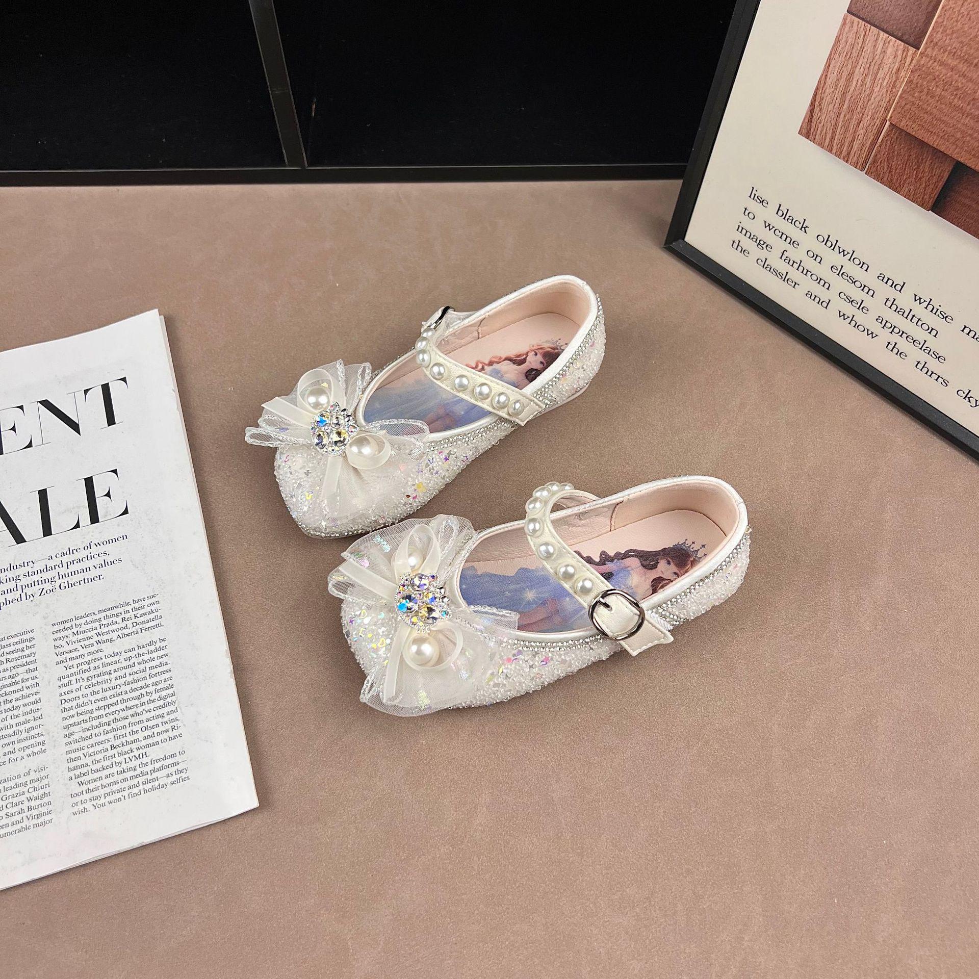 

Girls Leather Princess Shoes with Bow and Rhinestones - 2026 Spring/Autumn Collection, Korean Style, Perfect for Performances and Everyday Wear. 26 бежевий