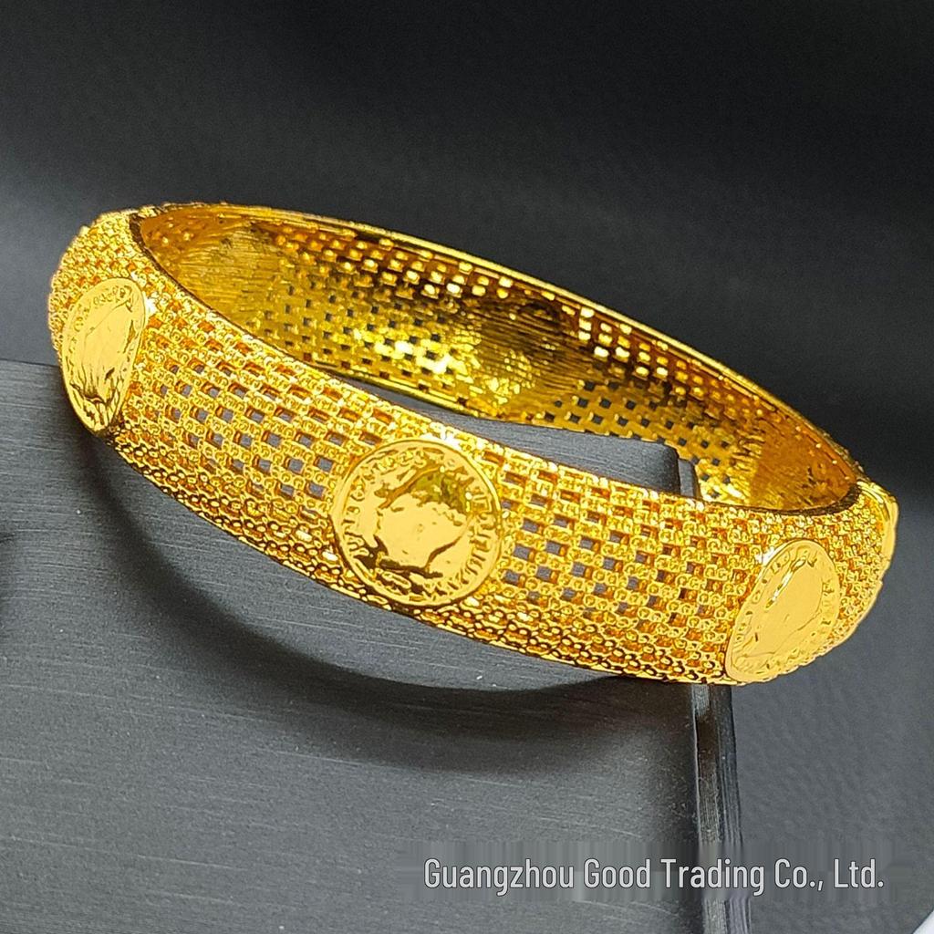 24k Gold Carved Buckle Bracelet: Fade-Resistant Women's Middle East Dubai Jewelry In Vietnamese Sand Gold