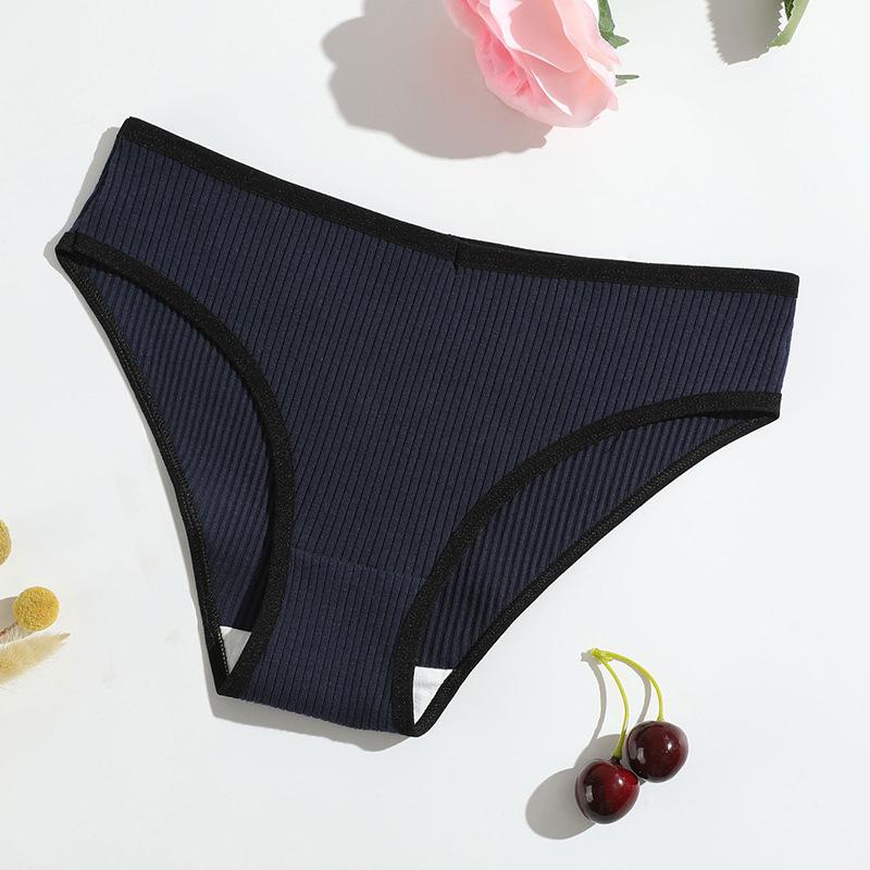 Damen Frühling und Herbst Neu Reine Baumwolle Reine Farbe Fadenlifting Hüfte Atmungsaktiv Doppellagig Niedrige Taille Slips