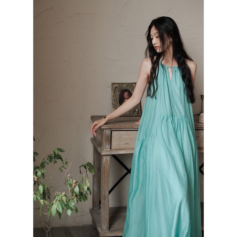 French hollow suspender dress women's summer seaside vacation wind beach skirt pleated lazy relaxation long skirt