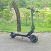 Boyueda Monopattino Elettrico Urbano G6 a Doppia Trazione, Motore da 3200W, Batteria da 52V 28AH, Ruote da 10 Pollici All-terrain, Autonomia Massima di 120km.