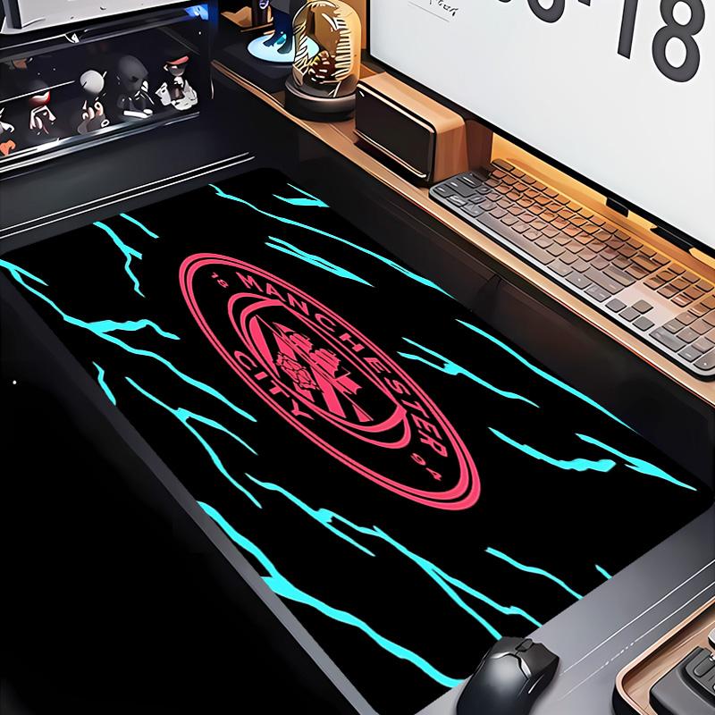 Manchester City Fußballclub Thema Premium Rutschfestes Mauspadd mit Genähten Kanten, Strapazierfähiges Gummi-Material, für Schreibtisch & Gaming Tolle Geschenke