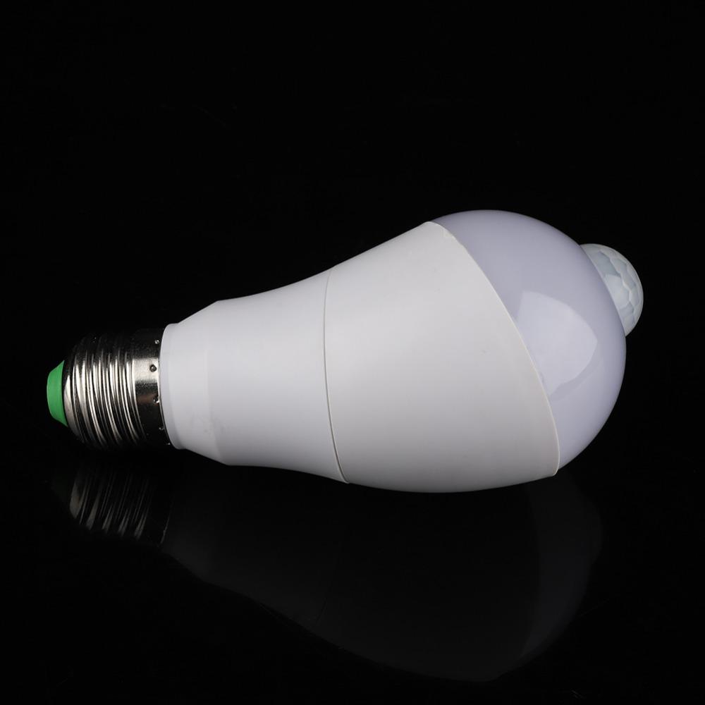 AC 85 - 265V LED Light Bulb 350 Degree Rotating Motion Sensor Bulb Lamp  Hallway