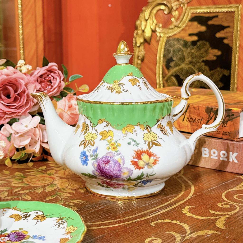 1pc Porcelain Tea Set British Style Retro Ceramic Tea Set High-end Floral Coffee Set Afternoon Tea Pot For Home Tea Party Restaurant Coffee Shop Tea A
