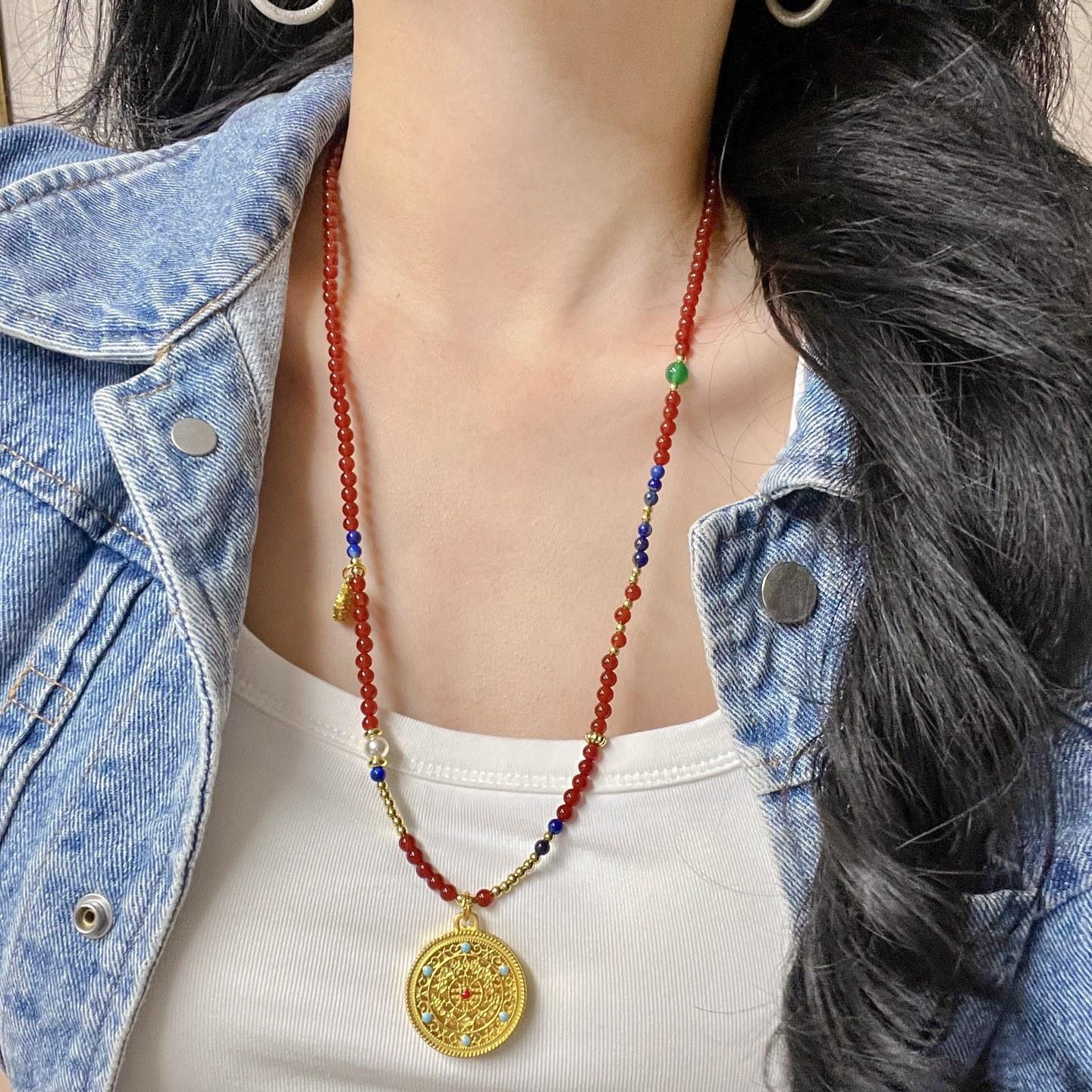 High Quality Ice-Permeable Natural Chalcedony Agate Lapis Lazuli Design Necklace Sweater Chain Pendant