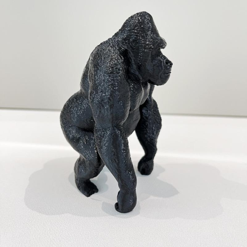 Creative Gorilla Statue Decor,Resin Craftsmanship Modern Home Decor for Living Room Ornament,Showroom & Luxury Interior Model