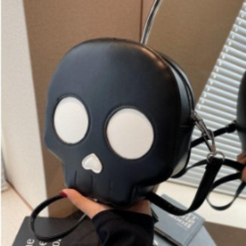 Niche Bizarre Skeleton Small Bag Women's New High-end Commuting Funny Messenger Mobile Phone Bag
