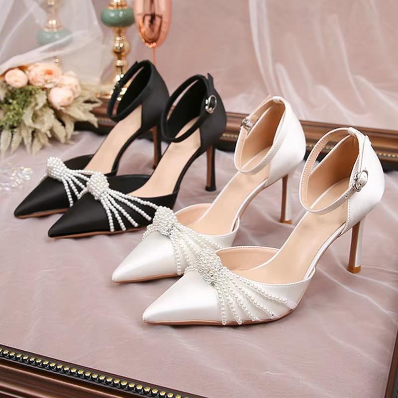 Fashion Wedding Shoes 2025 More Than Pearl Pointed Fine Heels With A Line Buckle High Heels Sexy Satin Single Shoe Women Pumpls