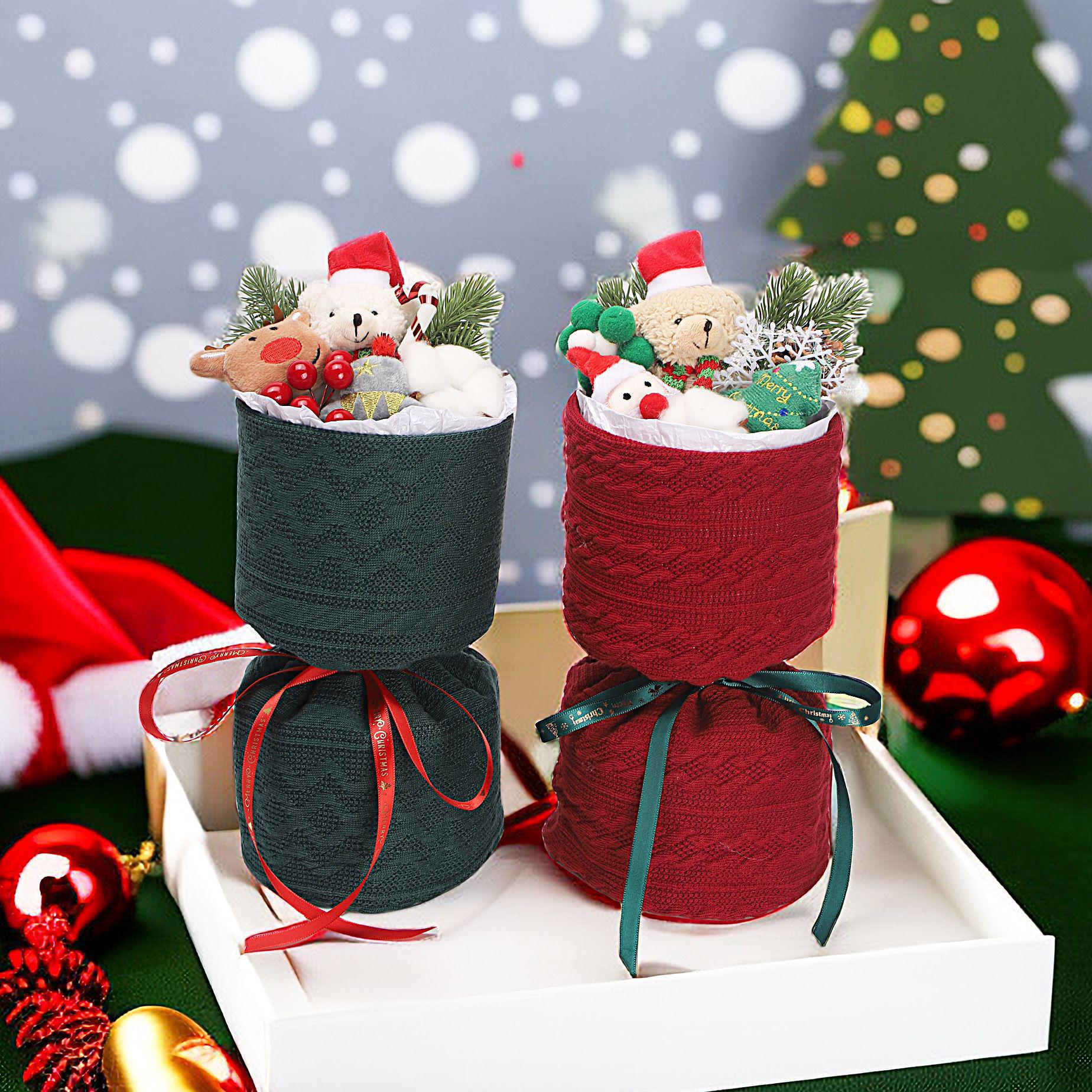 

Рождественский плюшевый букет из плюшевых мишек для девушки, жены или лучшей подруги - Праздничная композиция из кукол для ношения в руках 18x32 cm