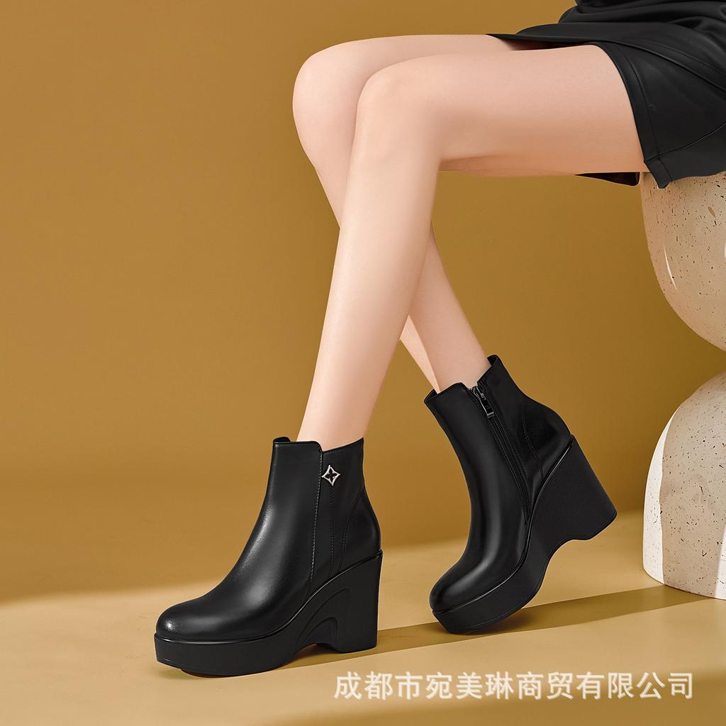 Round head small thick-soled leather short boots 2025 autumn and winter new muffin bottom slope heel versatile super high heel and ankle boots