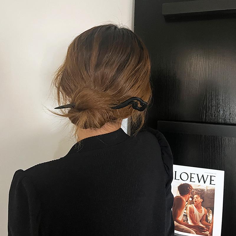 Moderner Ebenholz-Haarstab für tägliche Cheongsam-Hochsteckfrisur