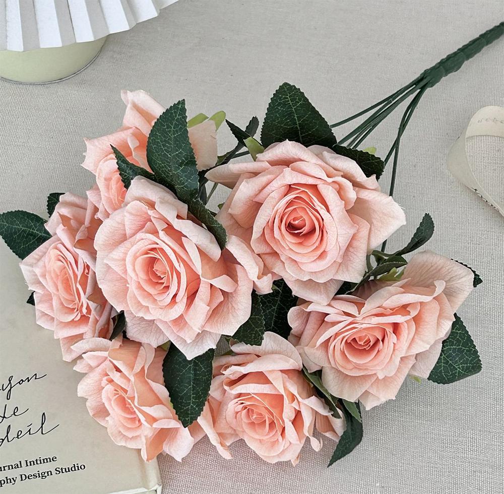 Vintage 7-Head Cappuccino Rose Artificial Bouquet – Suitable for Home Decoration, Wedding/Hotel Arrangement & Christmas Party Ne