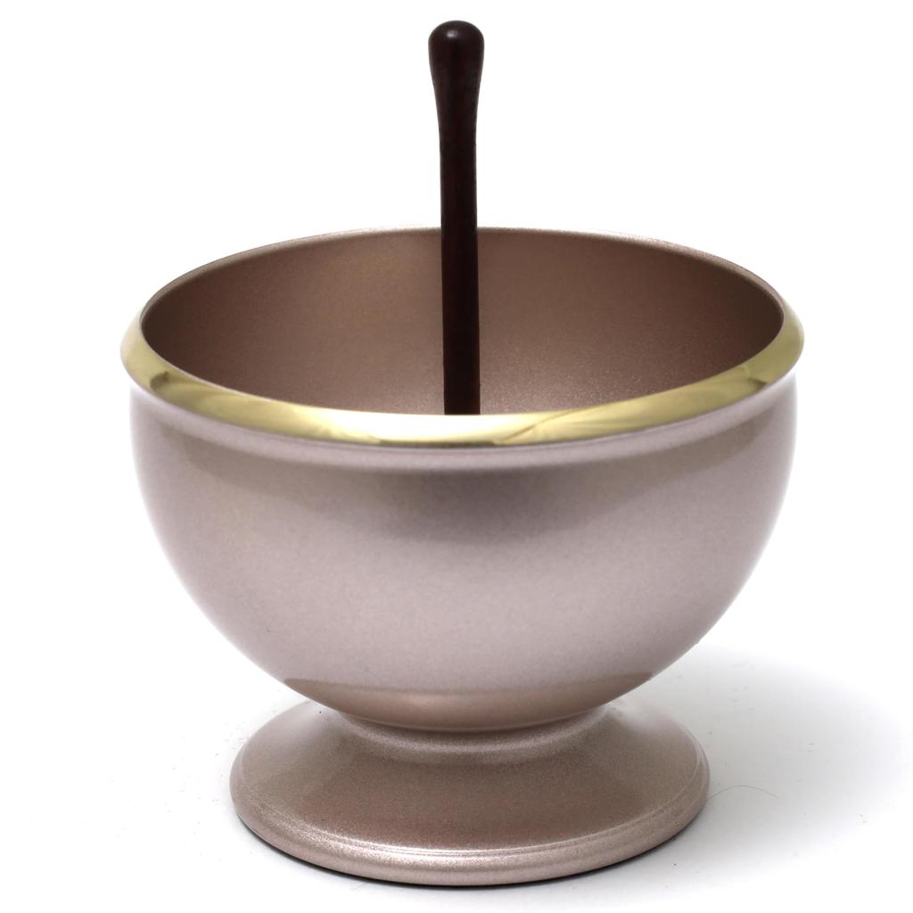 Beautiful tone. The bell stick can be stored inside the bell. Integrated bell set. The bell stick will not fall over.