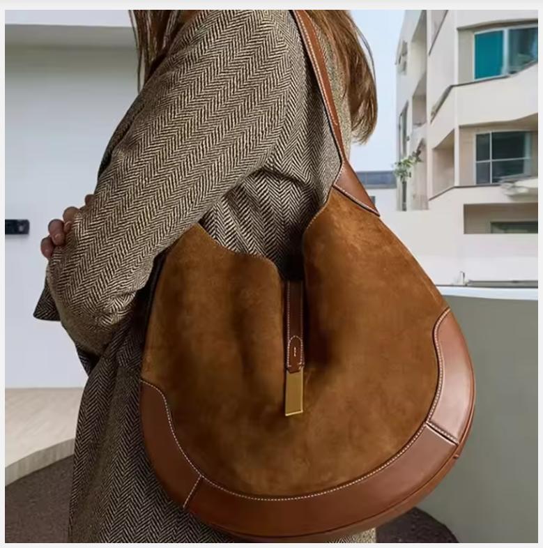 Damen Unterarm-Brötchen Wildleder Reitdesign Knödel-Brötchen Tote-Brötchen Herbst/Winter Trendige Handtasche Halbmond-Brötchen
