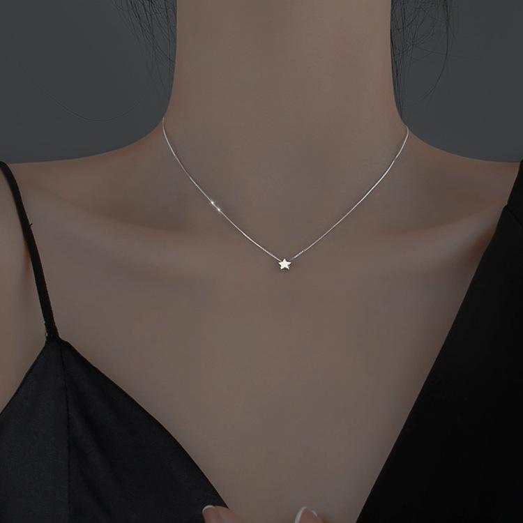 Five Pointed Star Necklace for Women, New Sweet and Cool Design, Collarbone Chain Temperament, Versatile and Exquisite Necklace Accessories Wholesale