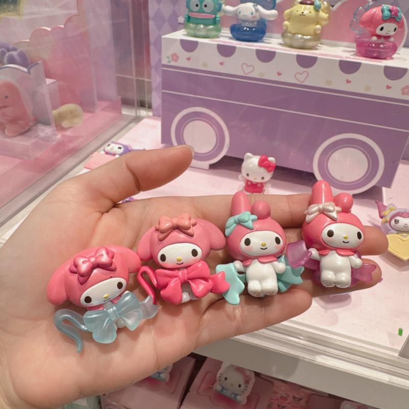 Sanrio Hello Kitty Love Bow Series Blind Box Figurine