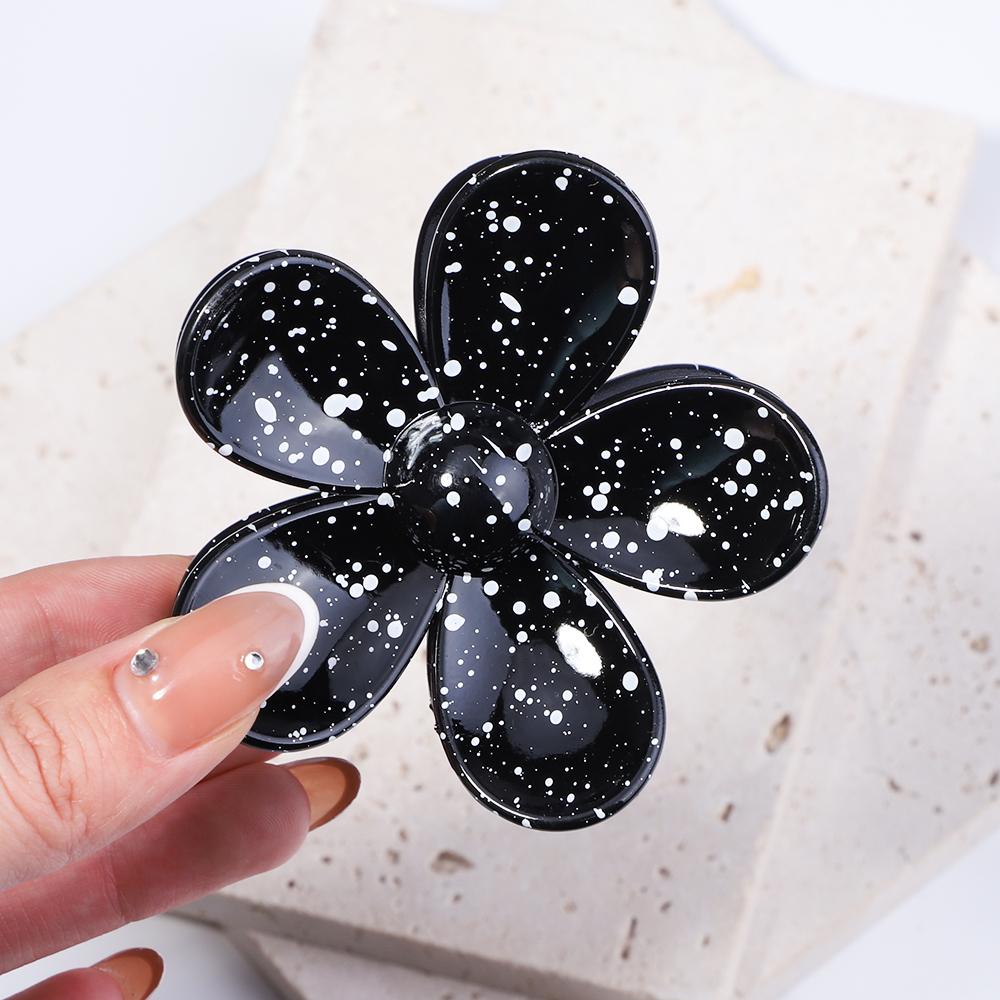 1Pcs Women Solid Color Flower Acrylic Hair Claw for Girls Sweet Pearl Hair Clamps Hair Crab Headband Clips Hair Accessories