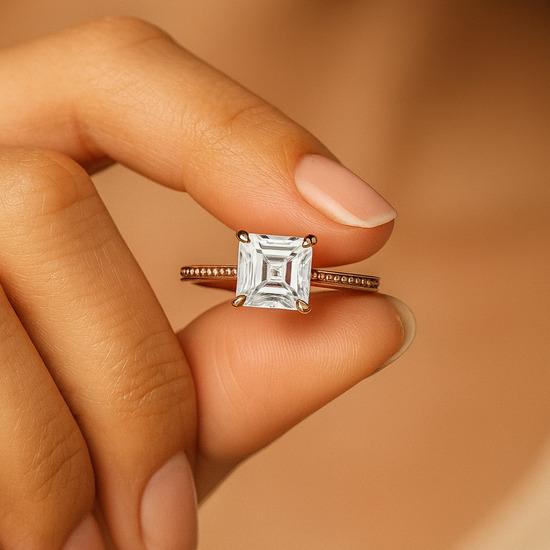 Pierścionek z diamentem syntetycznym szlifu princess, Pierścionek ze srebra pokrytego różowym złotem z wzorem milgrain, Prezent urodzinowy dla Niej