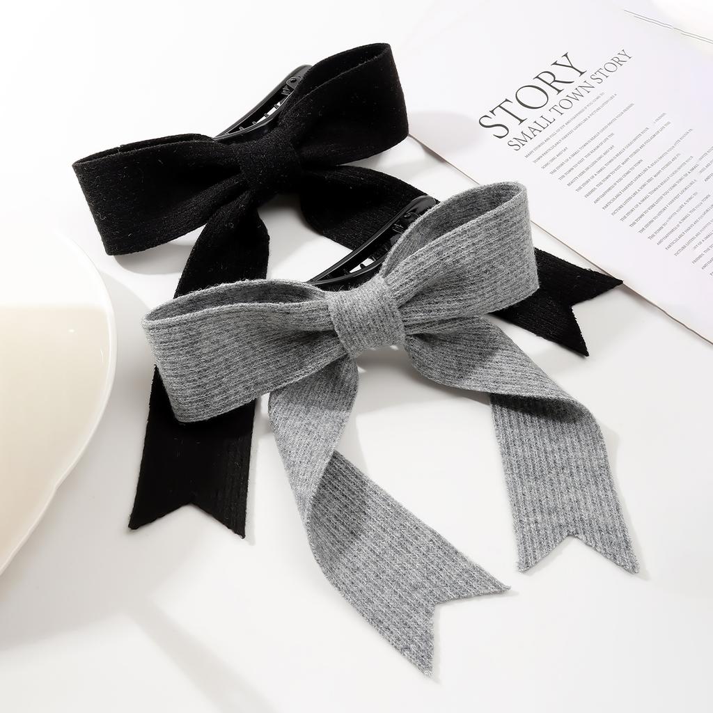 1 Stück Herbst und Winter Einfacher Wollstrick Schwalbenschwanz Schleife Streamer Haarspange Haarornament ist für Frauen zum Tragen geeignet