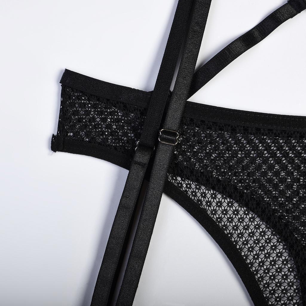 Erotic Lingerie Selling Women's Sexy Hollow Out Fantasy Lace Waist Cover Underwear Set with Leg Rings