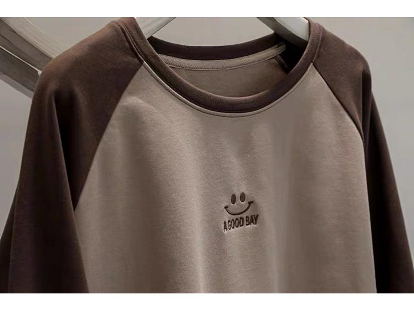 Plus Size 240 Jin Smiley Face Embroidered Raglan Long Sleeve Brushed Thermal Fleece Women's Fall/Winter Base Layer Top