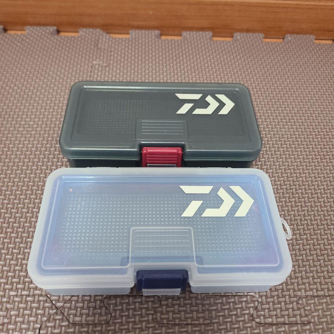 Used Daiwa Daiwa bait box set of 2