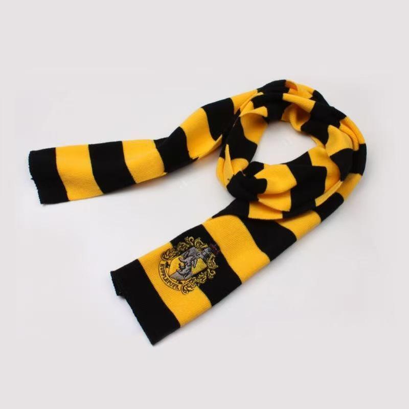

Зимний косплей-набор Гарри Поттера: Полосатый шарф и значок