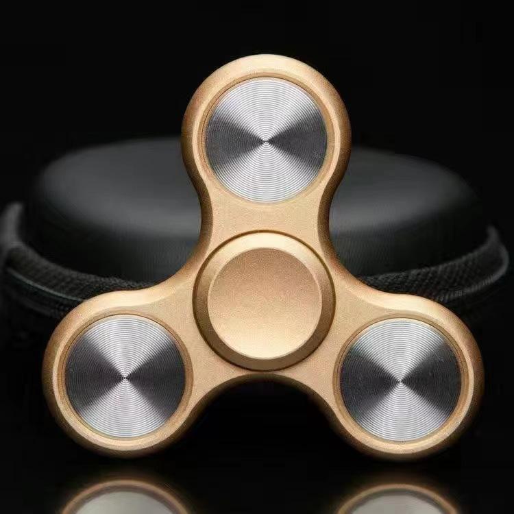 Gyroscope rotatif à trois feuilles pour le bout des doigts EDC sept étages placage électrique mixte autisme TDAH gyroscope à doigt roulement métallique décompression cadeau or